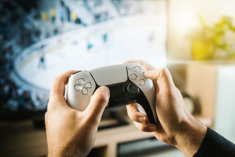 Experience Top-Tier Gaming Support and Services at Playsphere Media